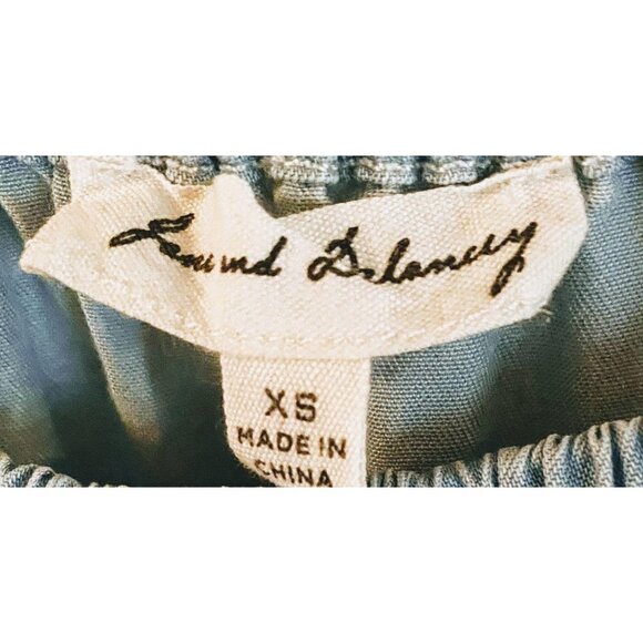 Jane and Delancey Anthropologie Chambray Ruffled top - Picture 4 of 9